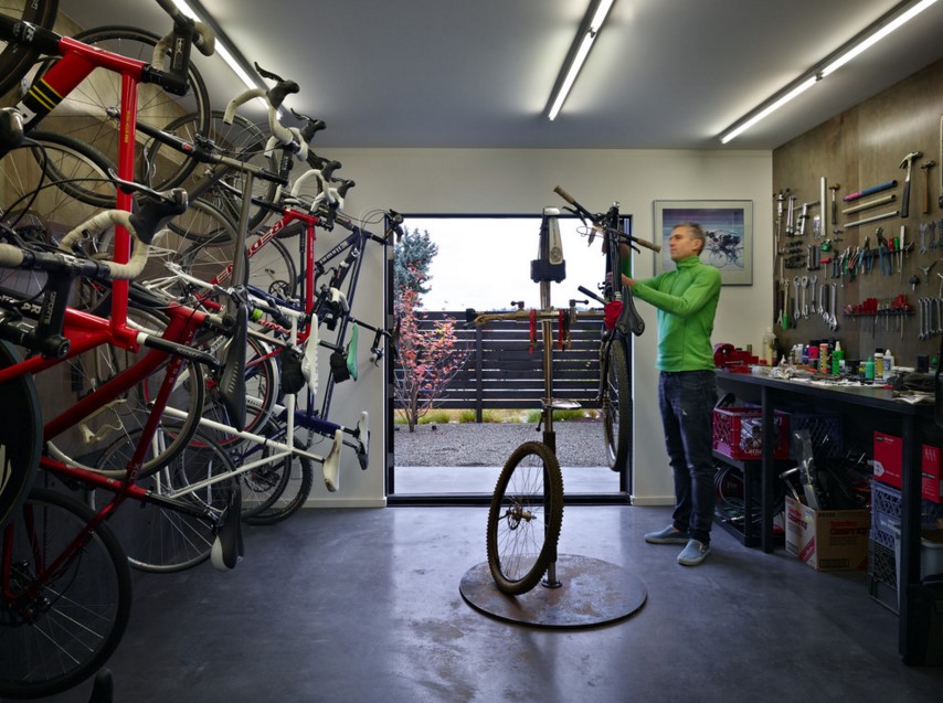 Cycle House contemporary garage - seattle